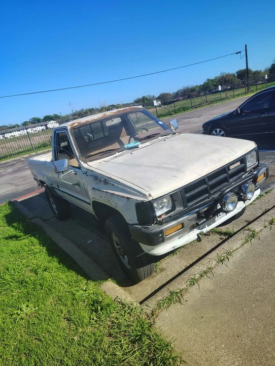1986 Toyota Corolla AE86 - Image 2 of 10