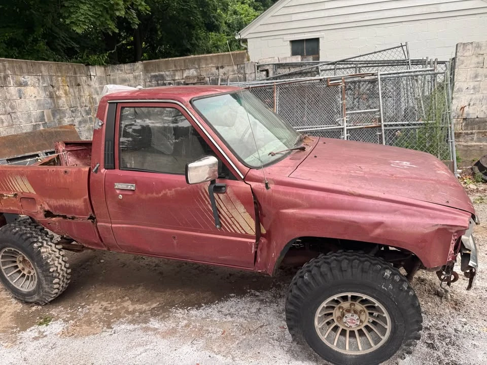 1986 Toyota 86 - Image 2 of 4