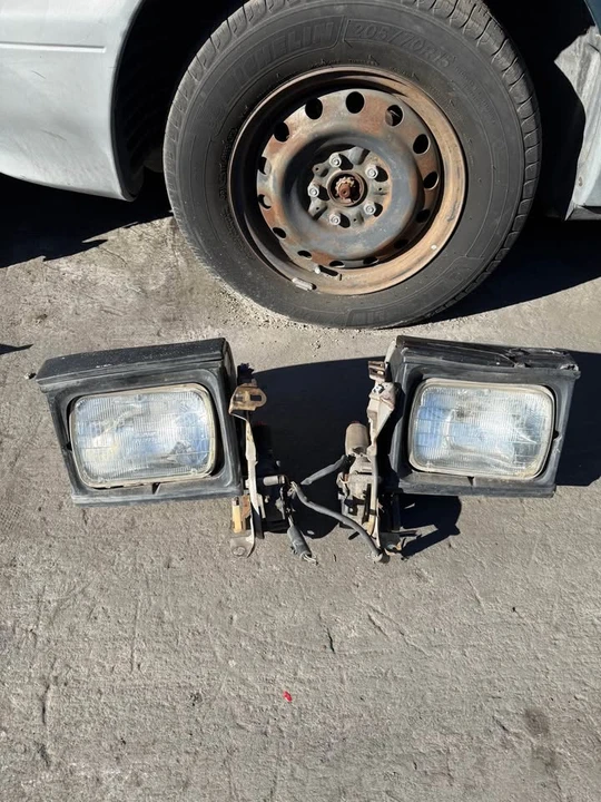 1986 Toyota Corolla AE86 - Image 6 of 10