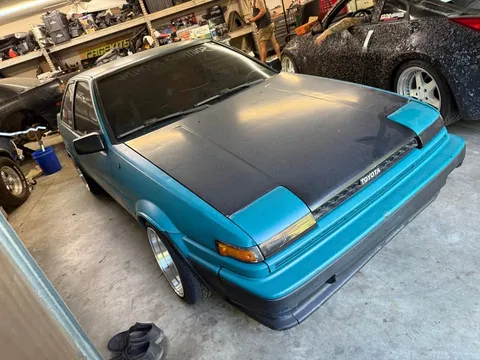 1986 Toyota Corolla AE86 - Image 2 of 7