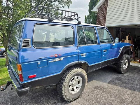 1986 Toyota FJ60 Land Cruiser