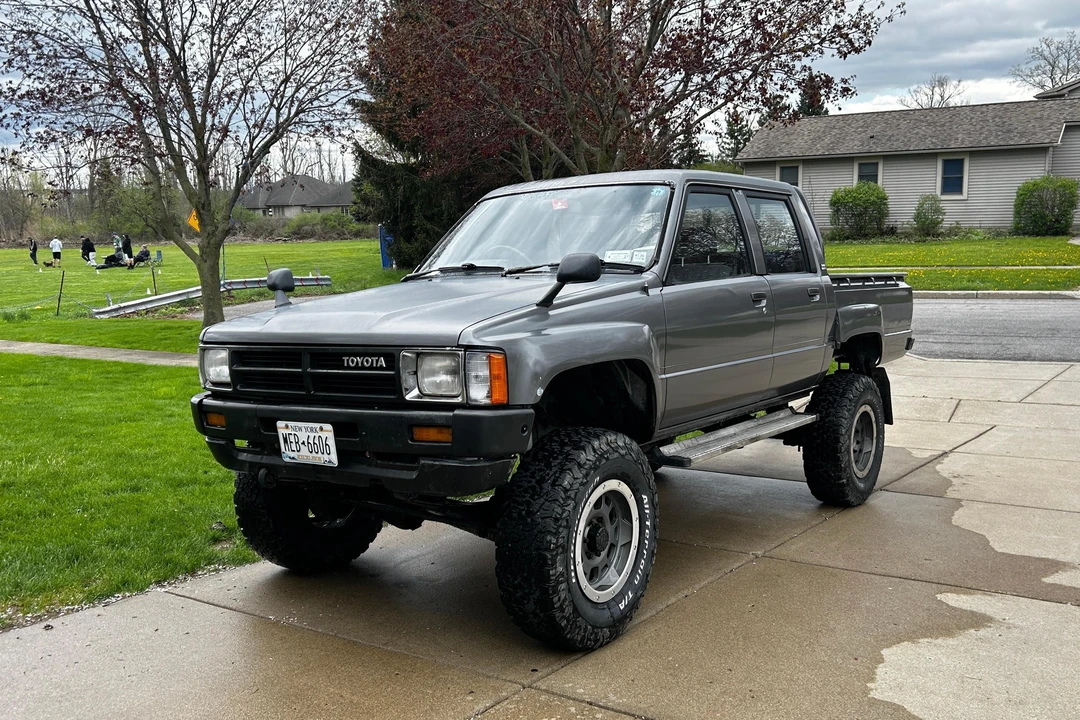 1986 Toyota Hilux 4th Gen - Image 6 of 31