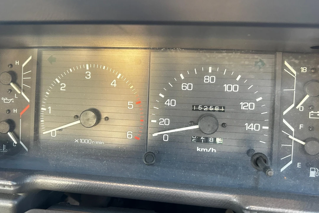 1986 Toyota Hilux 4th Gen - Image 24 of 31