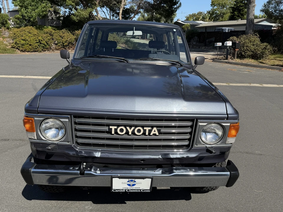 1986 Toyota J60 Land Cruiser - Image 25 of 31