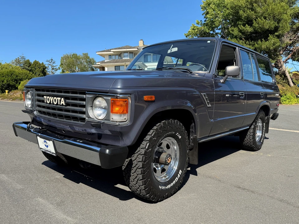 1986 Toyota J60 Land Cruiser - Image 3 of 31