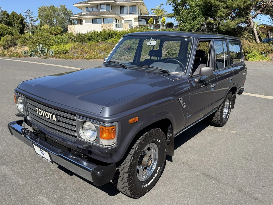 1986 Toyota J60 Land Cruiser - Image 7 of 31