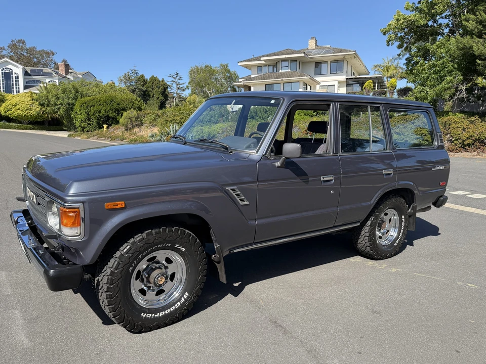 1986 Toyota J60 Land Cruiser - Image 11 of 31