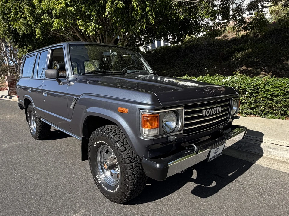1986 Toyota J60 Land Cruiser - Image 16 of 31