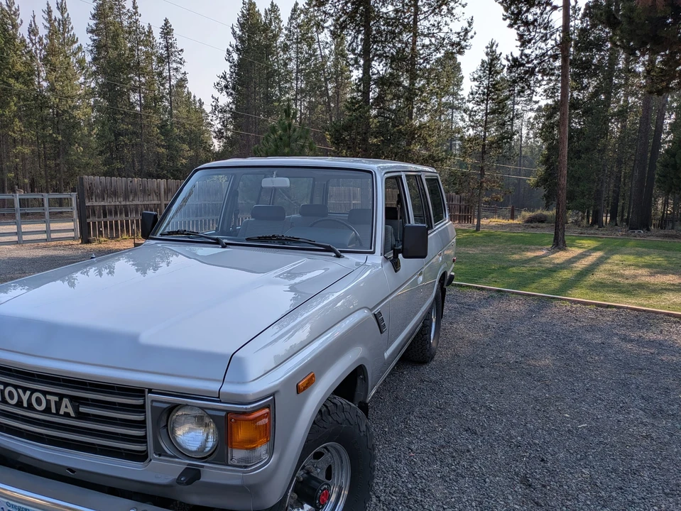 1986 Toyota J60 Land Cruiser - Image 17 of 31