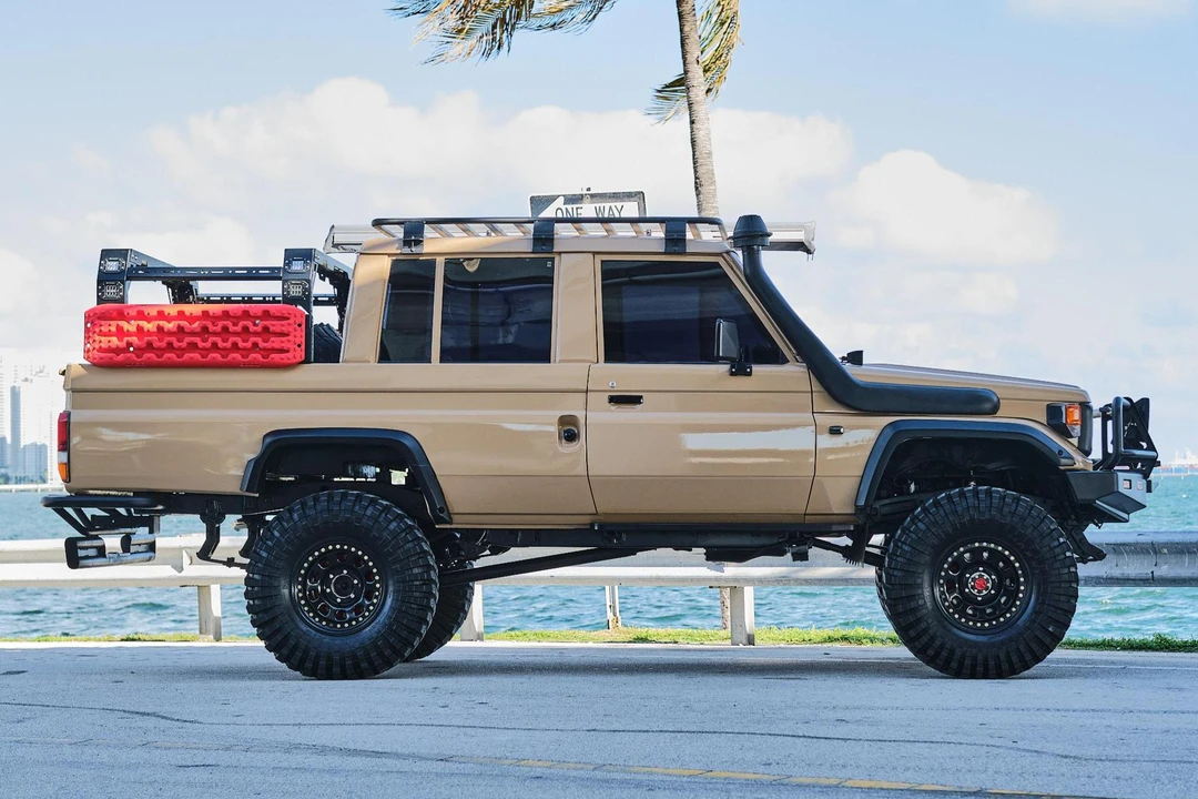 1986 Toyota J70 Land Cruiser - Image 3 of 31