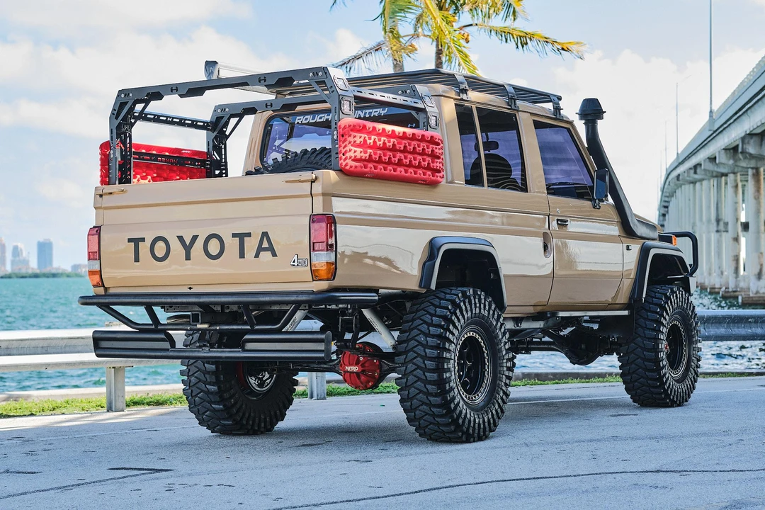 1986 Toyota J70 Land Cruiser - Image 12 of 31
