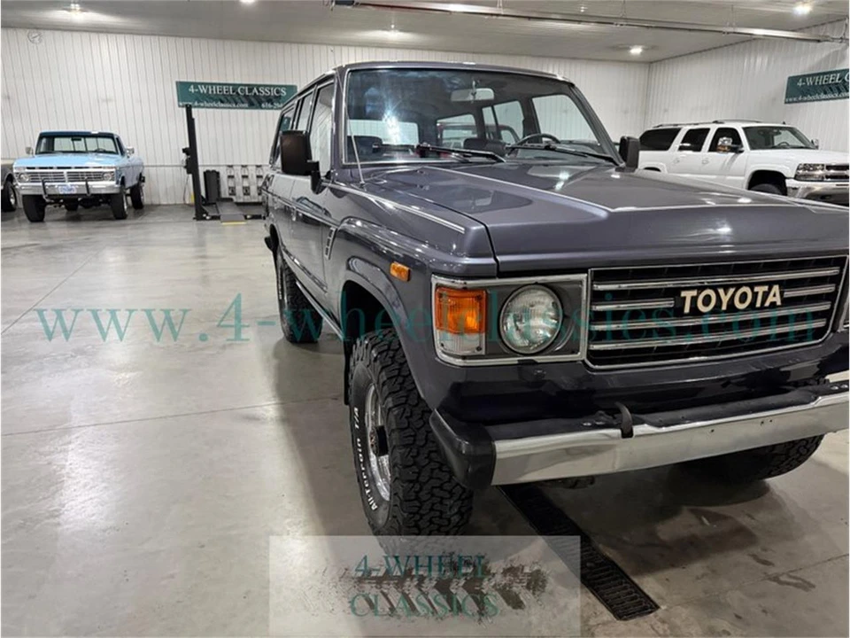 1986 Toyota J60 Land Cruiser - Image 10 of 31