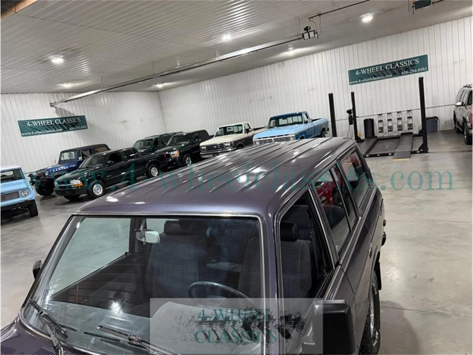 1986 Toyota J60 Land Cruiser - Image 12 of 31