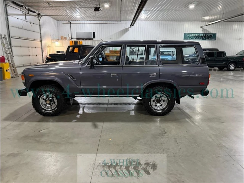 1986 Toyota J60 Land Cruiser - Image 2 of 31