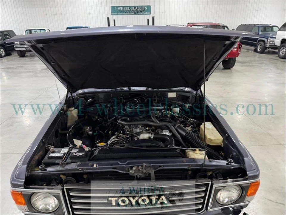 1986 Toyota J60 Land Cruiser - Image 23 of 31