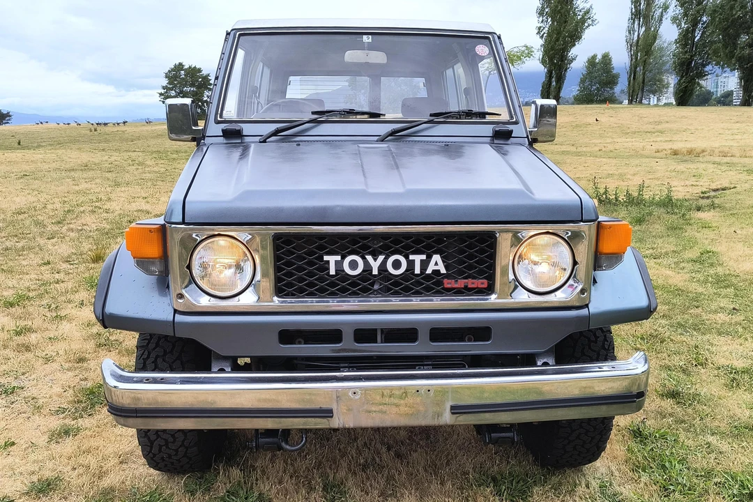 1986 Toyota J70 Land Cruiser - Image 2 of 31