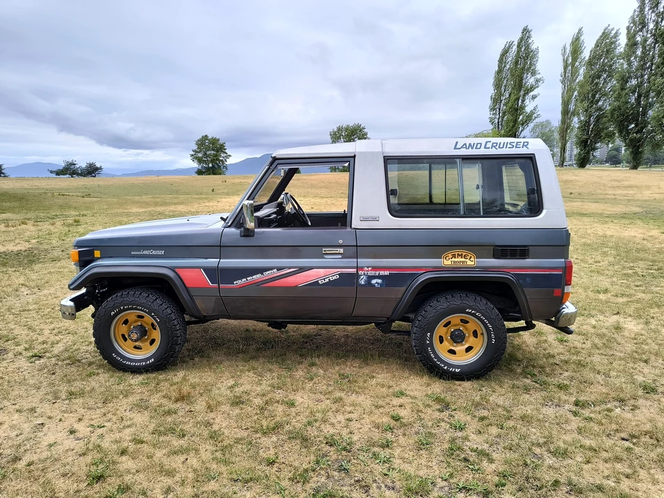 1986 Toyota J70 Land Cruiser - Image 11 of 31