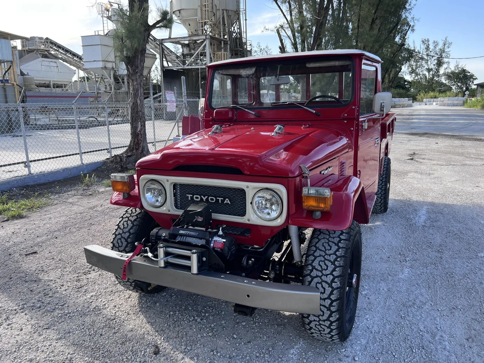 1986 Toyota J40 Land Cruiser - Image 11 of 31