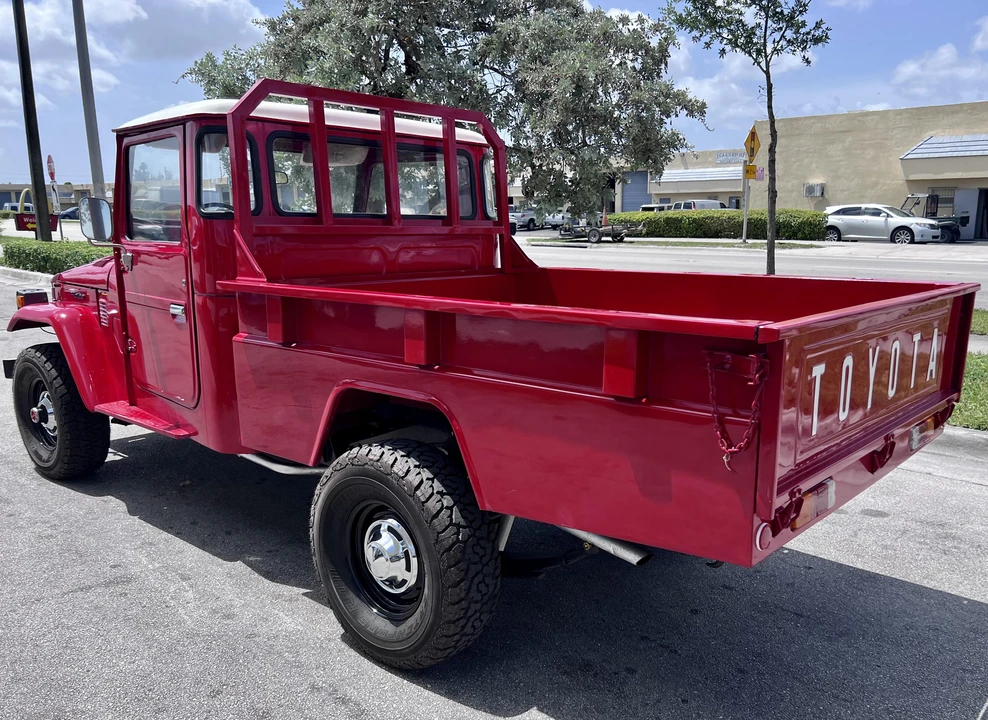 1986 Toyota J40 Land Cruiser - Image 23 of 31