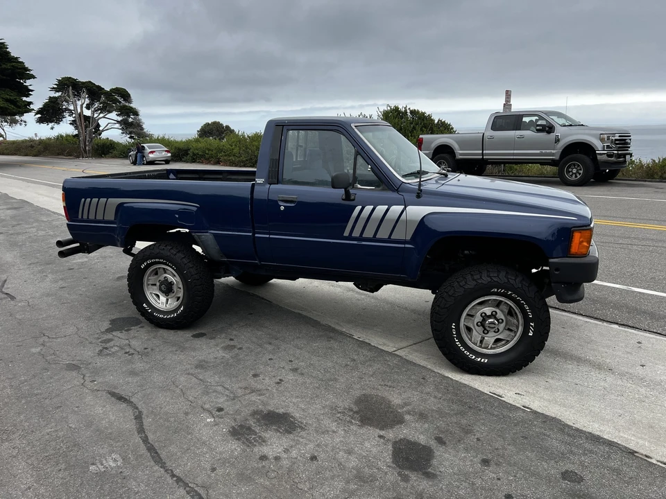 1986 Toyota - Image 6 of 31