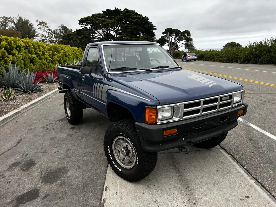 1986 Toyota - Image 5 of 31