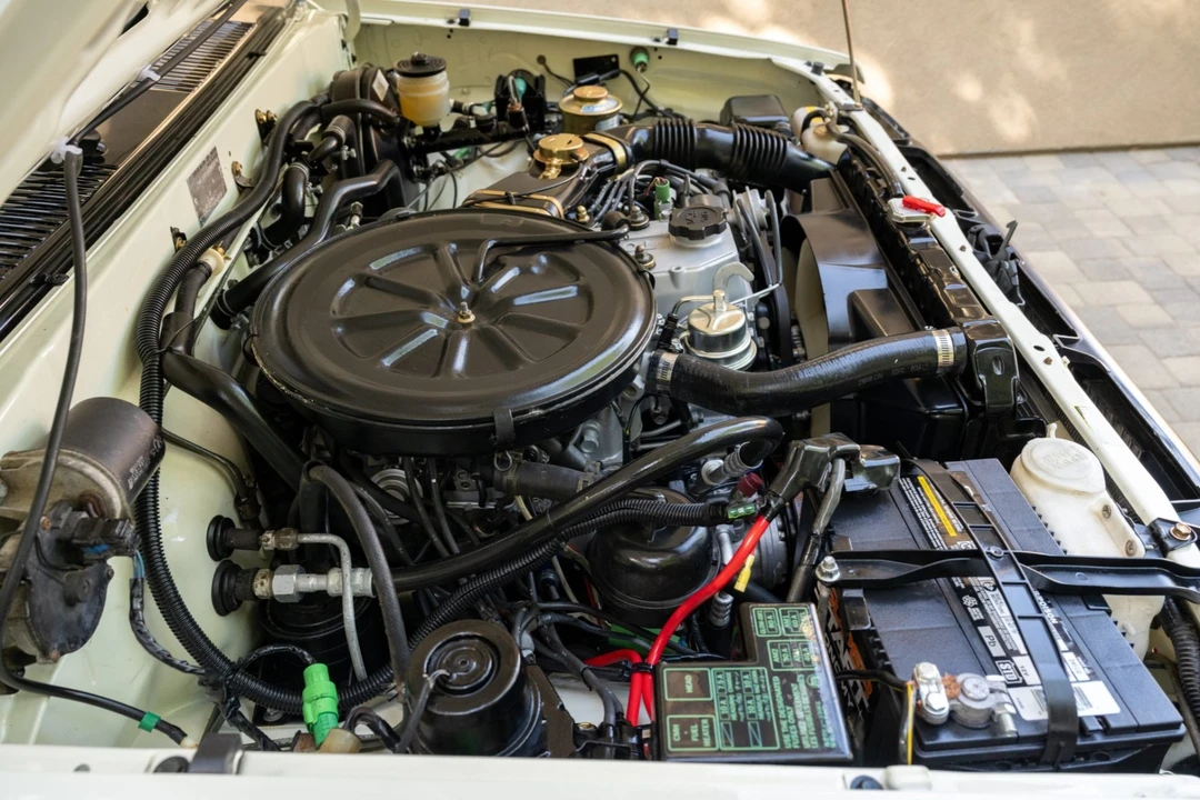 1986 Toyota Hilux 4th Gen - Image 6 of 8