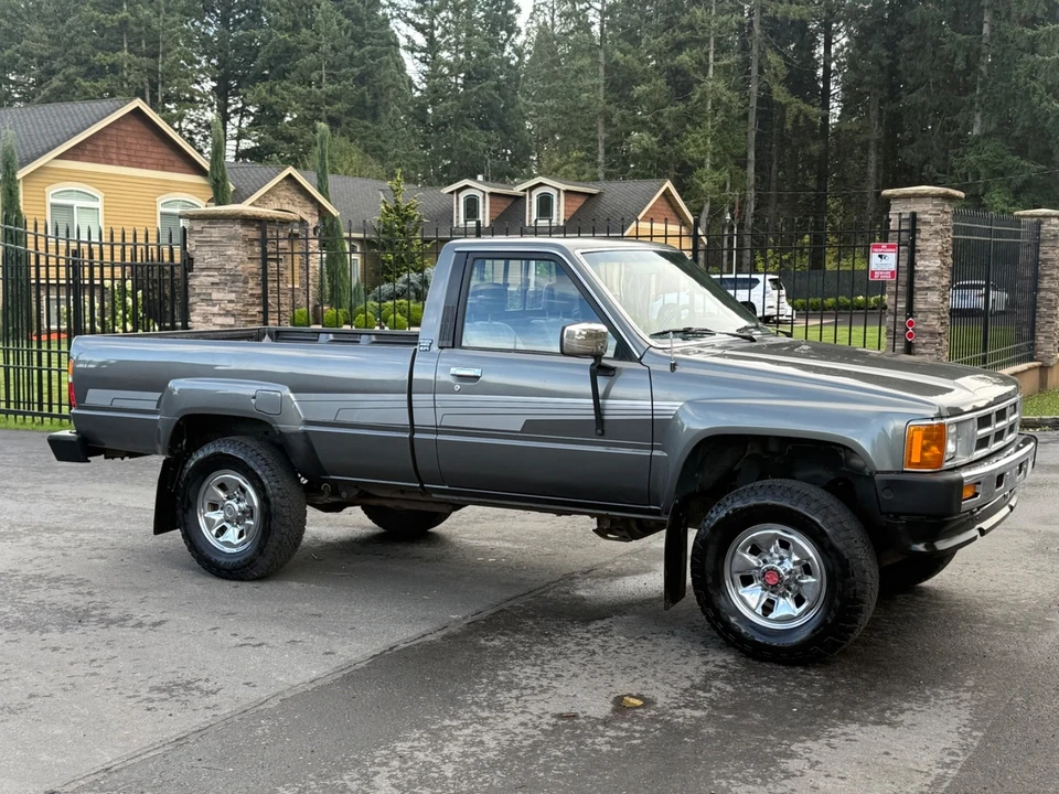 1986 Toyota Corolla AE86 - Image 11 of 22