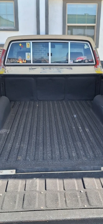 1986 Toyota Hilux 4th Gen - Image 15 of 15