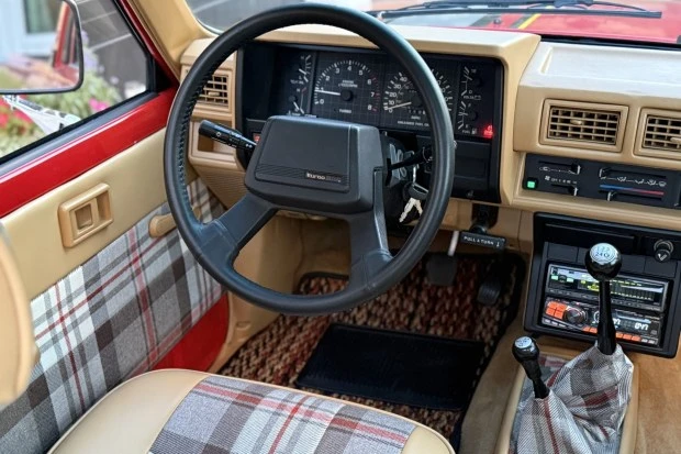 1986 Toyota Hilux 4th Gen - Image 5 of 7