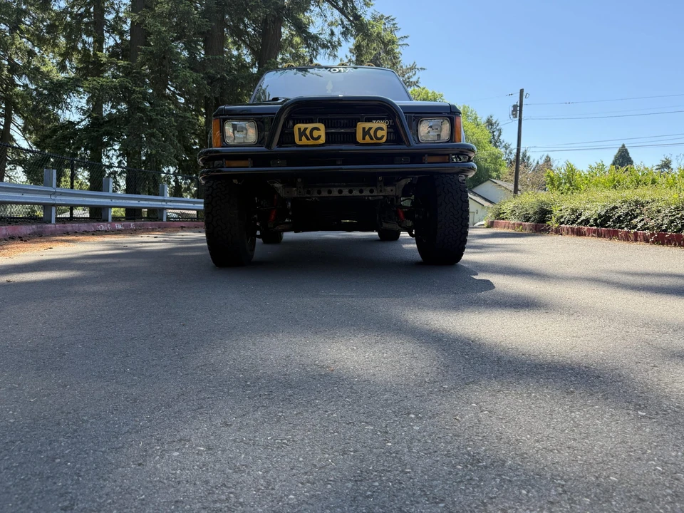 1986 Toyota Hilux 4th Gen - Image 7 of 31