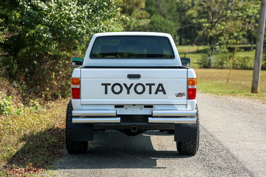 1986 Toyota Hilux 4th Gen - Image 6 of 31