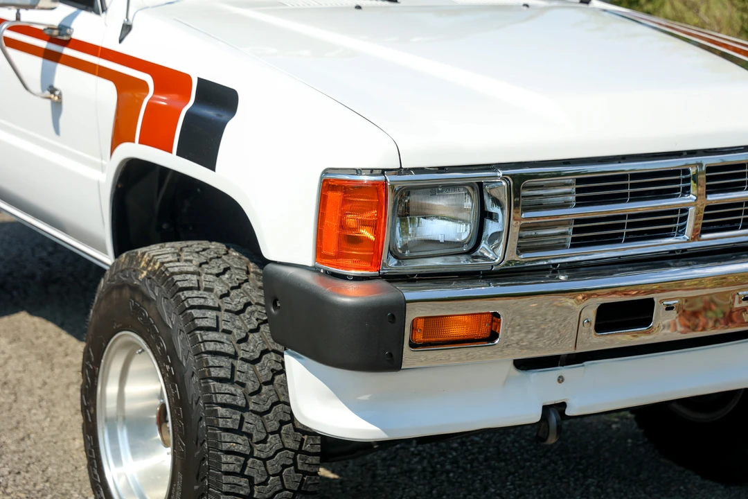 1986 Toyota Hilux 4th Gen - Image 14 of 31
