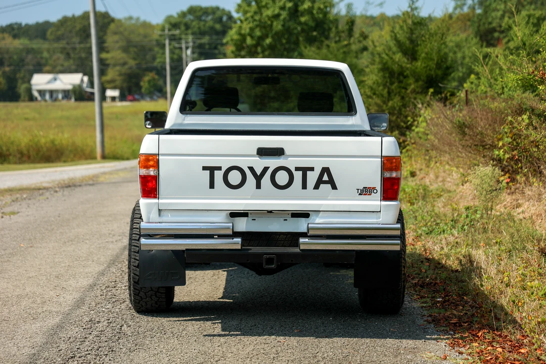 1986 Toyota Hilux 4th Gen - Image 29 of 31