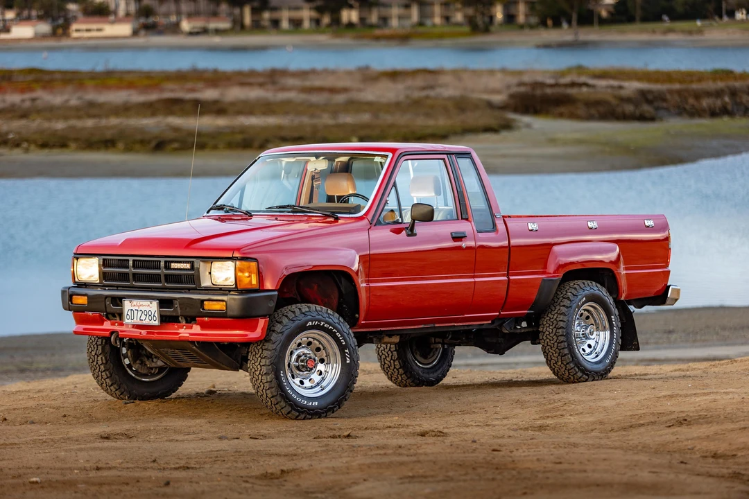 1986 Toyota Hilux 4th Gen - Image 26 of 31