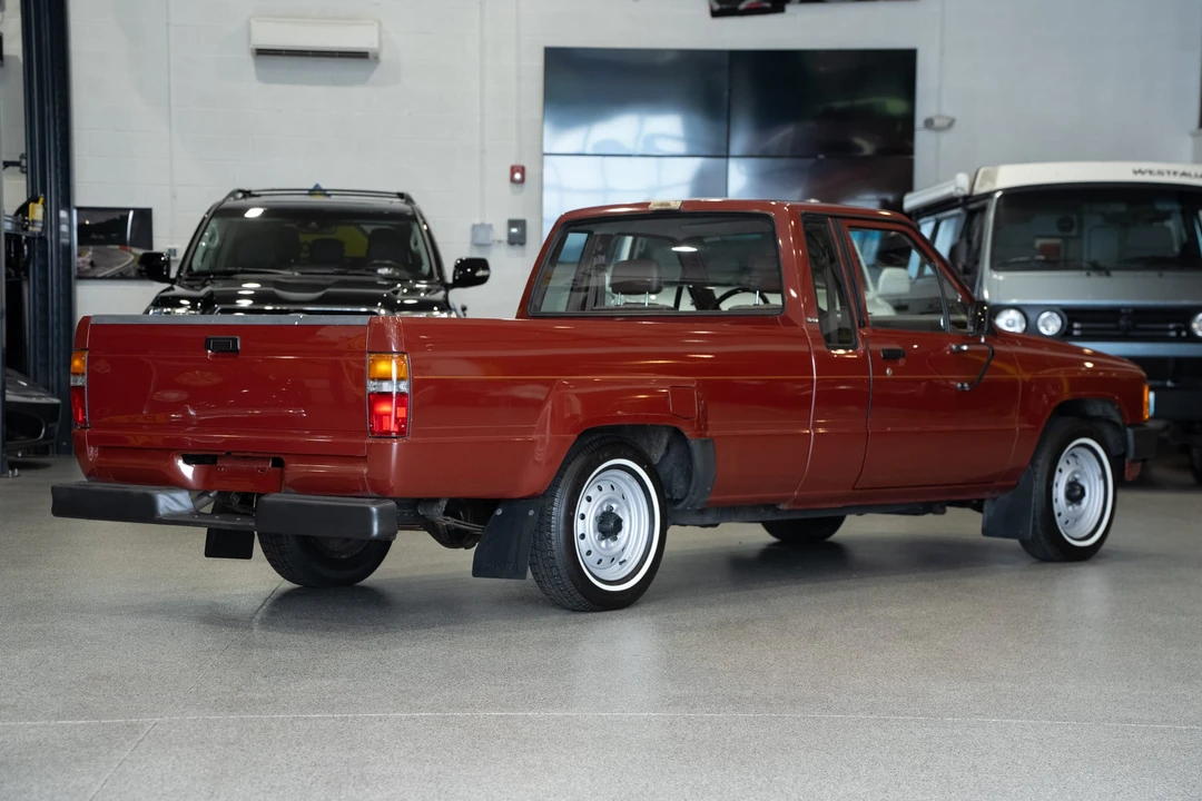 1986 Toyota Hilux 4th Gen - Image 22 of 31