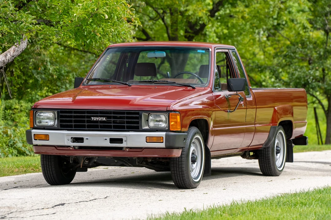 1986 Toyota Hilux 4th Gen - Image 4 of 31