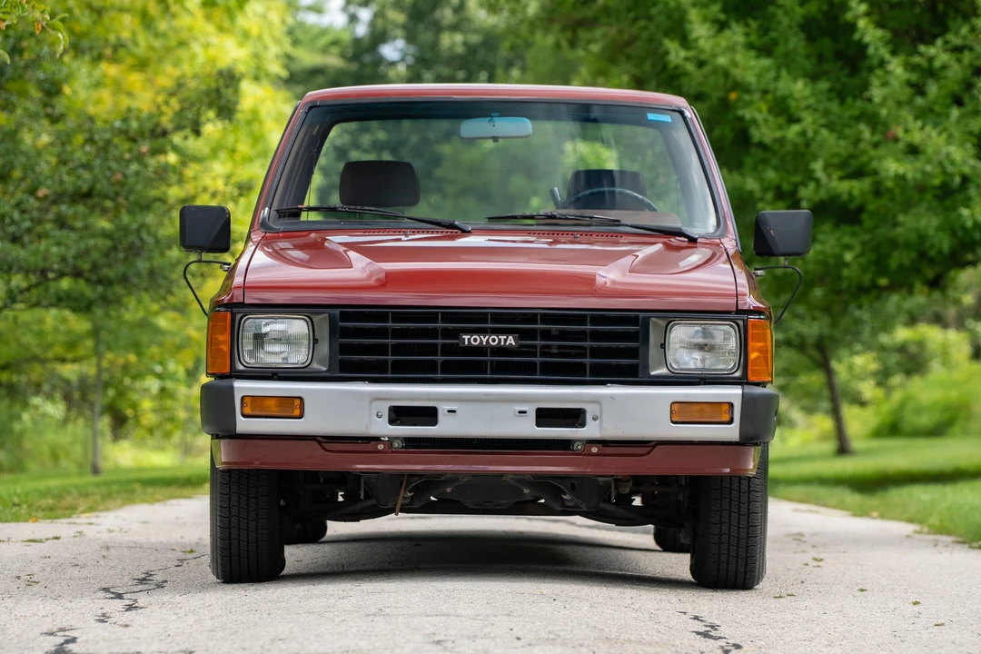 1986 Toyota Hilux 4th Gen - Image 17 of 31