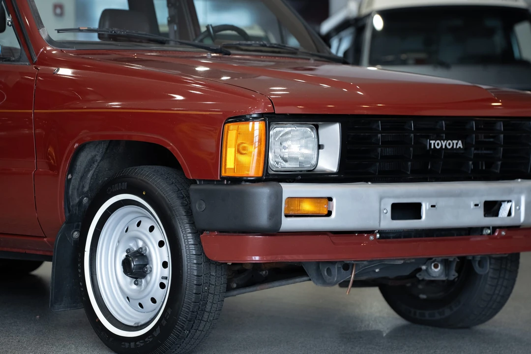 1986 Toyota Hilux 4th Gen - Image 26 of 31