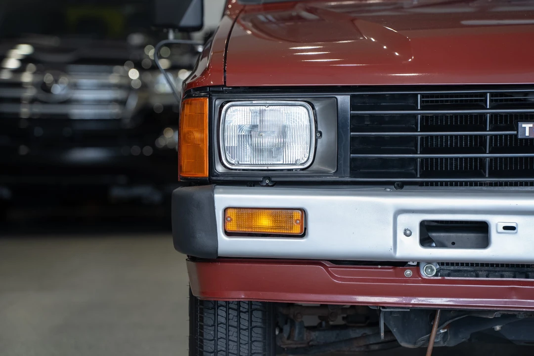 1986 Toyota Hilux 4th Gen - Image 29 of 31
