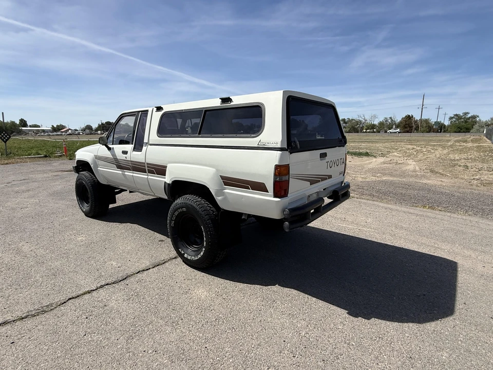 1986 Toyota Hilux 4th Gen - Image 20 of 31