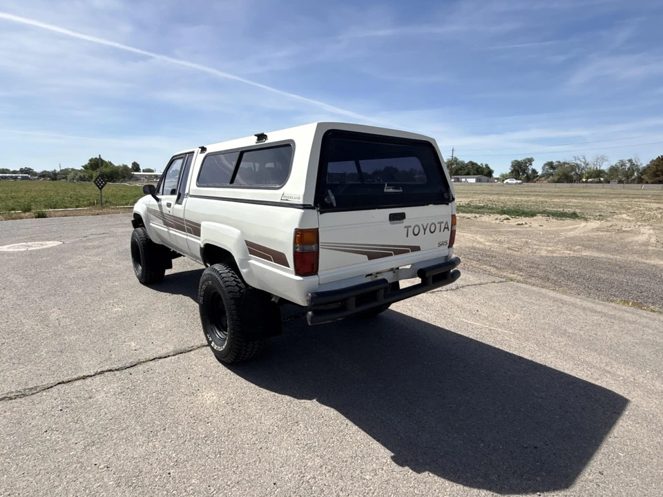 1986 Toyota Hilux 4th Gen - Image 30 of 31