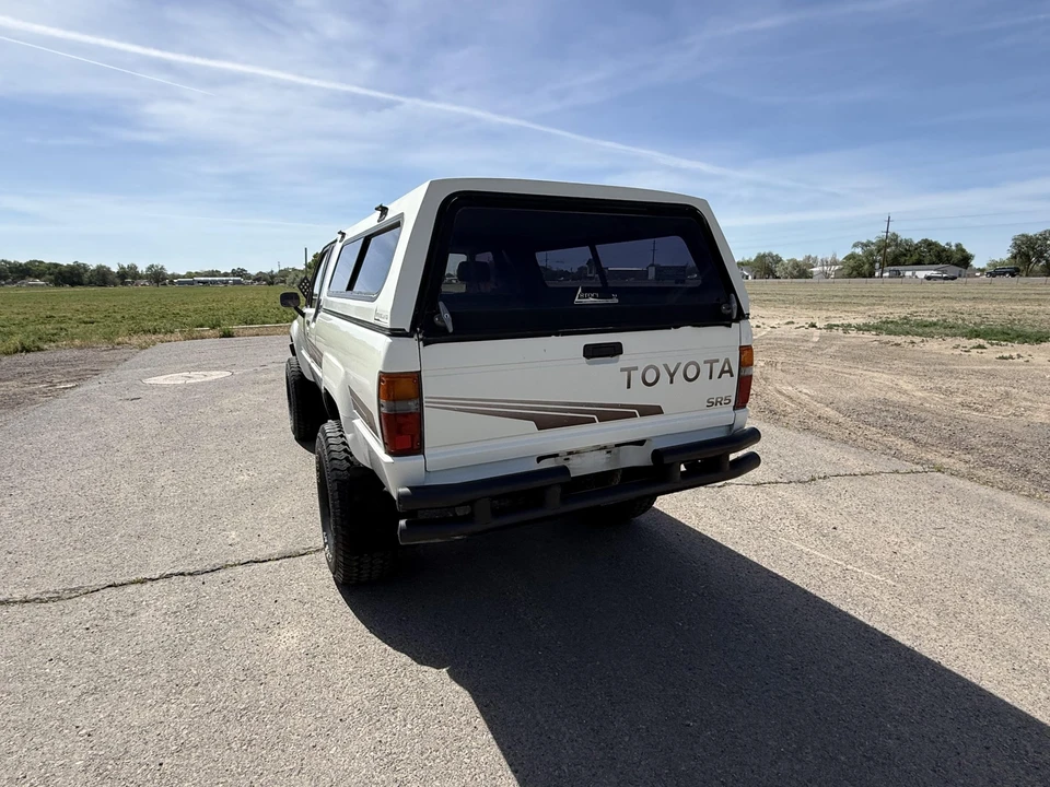 1986 Toyota Hilux 4th Gen - Image 24 of 31
