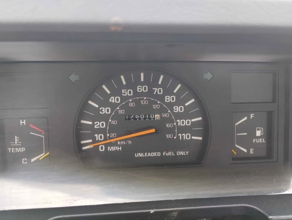 1986 Toyota T100 - Image 8 of 10