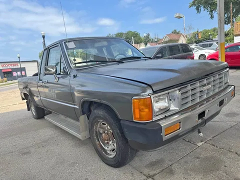 1986 Toyota Pick Up 22R Hulux