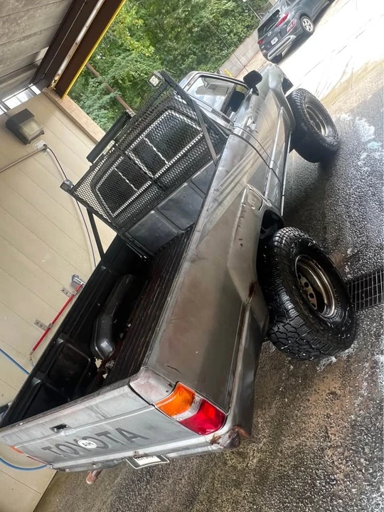 1986 Toyota T100 - Image 3 of 15