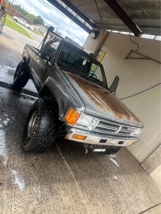 1986 Toyota T100 - Image 4 of 15