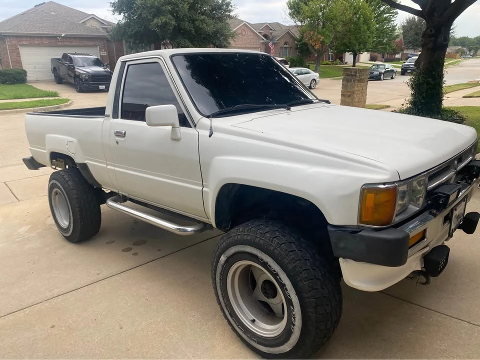 1986 Toyota T100 - Image 2 of 16