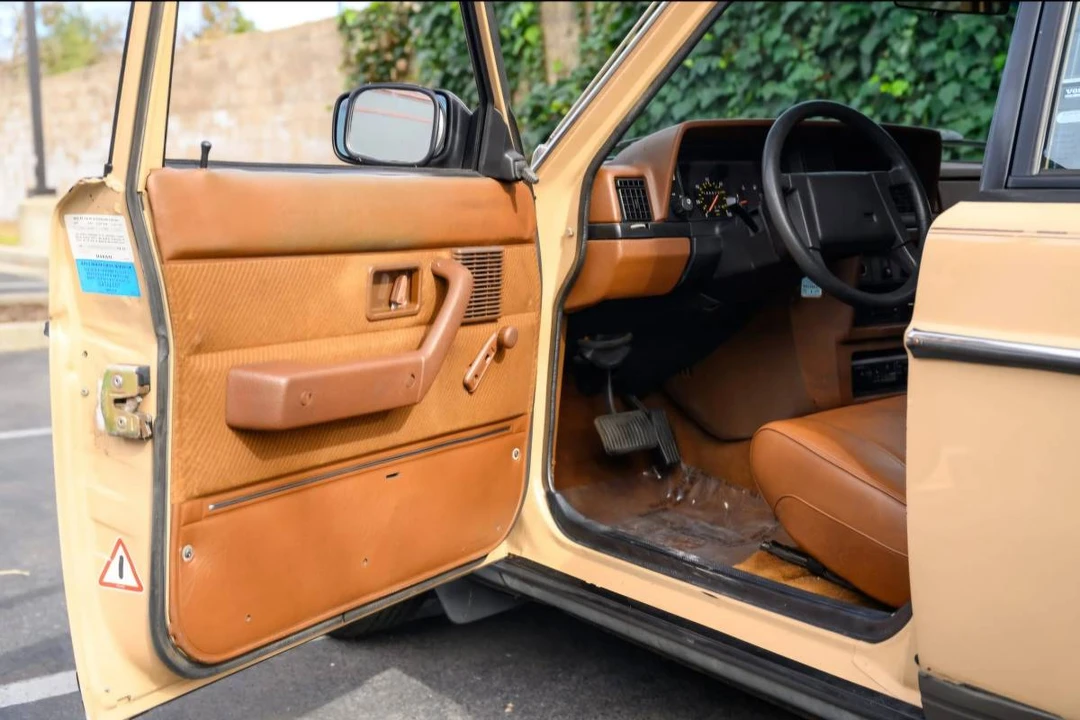 1986 Volvo 245 - Image 7 of 23