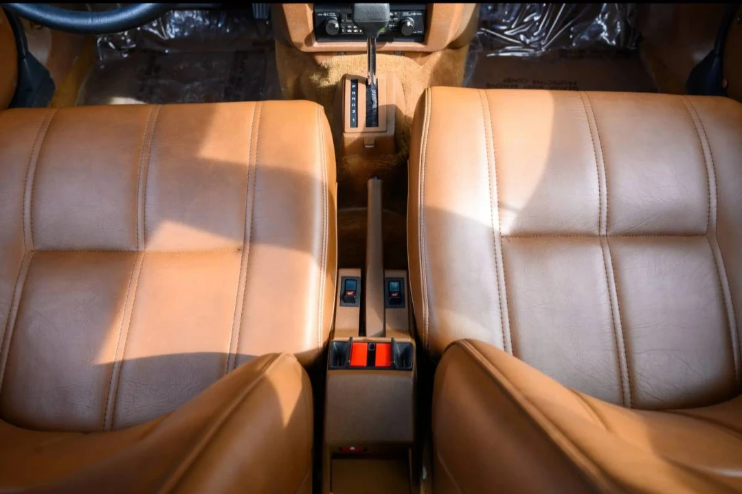 1986 Volvo 245 - Image 11 of 23