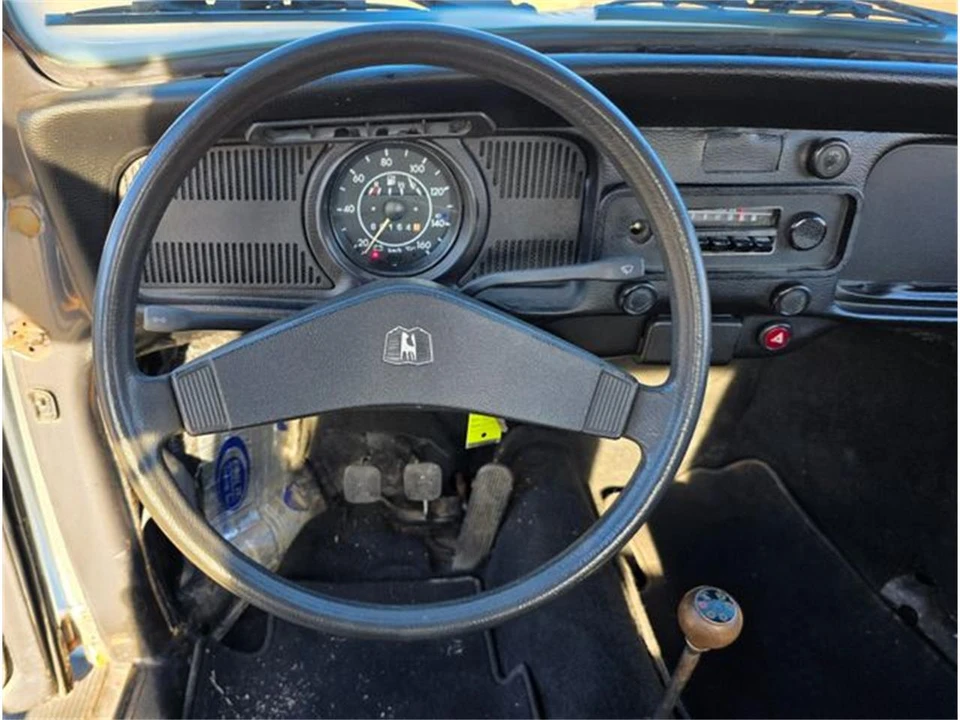 1986 Volkswagen Beetle (1980-2003) - Image 17 of 31